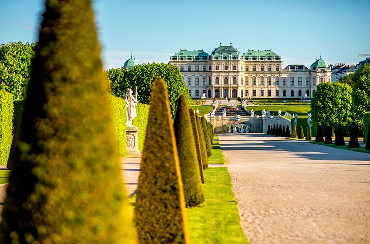 Impressionn zu Plantours  Flusskreuzfahrten - MS Rousse Prestige - Entdeckungsreise zu historischen Metropolen