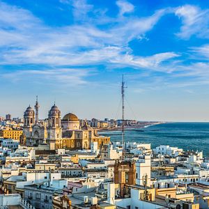 Cadiz_Altstadt_AdobeStock_130630683 © dudlajzov_abo
