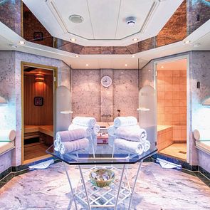 SWISS CROWN - Ohne Reederei - SWISS CROWN