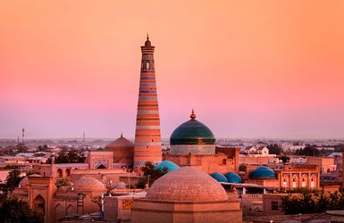 Minarett einer Moschee in Chiwa 