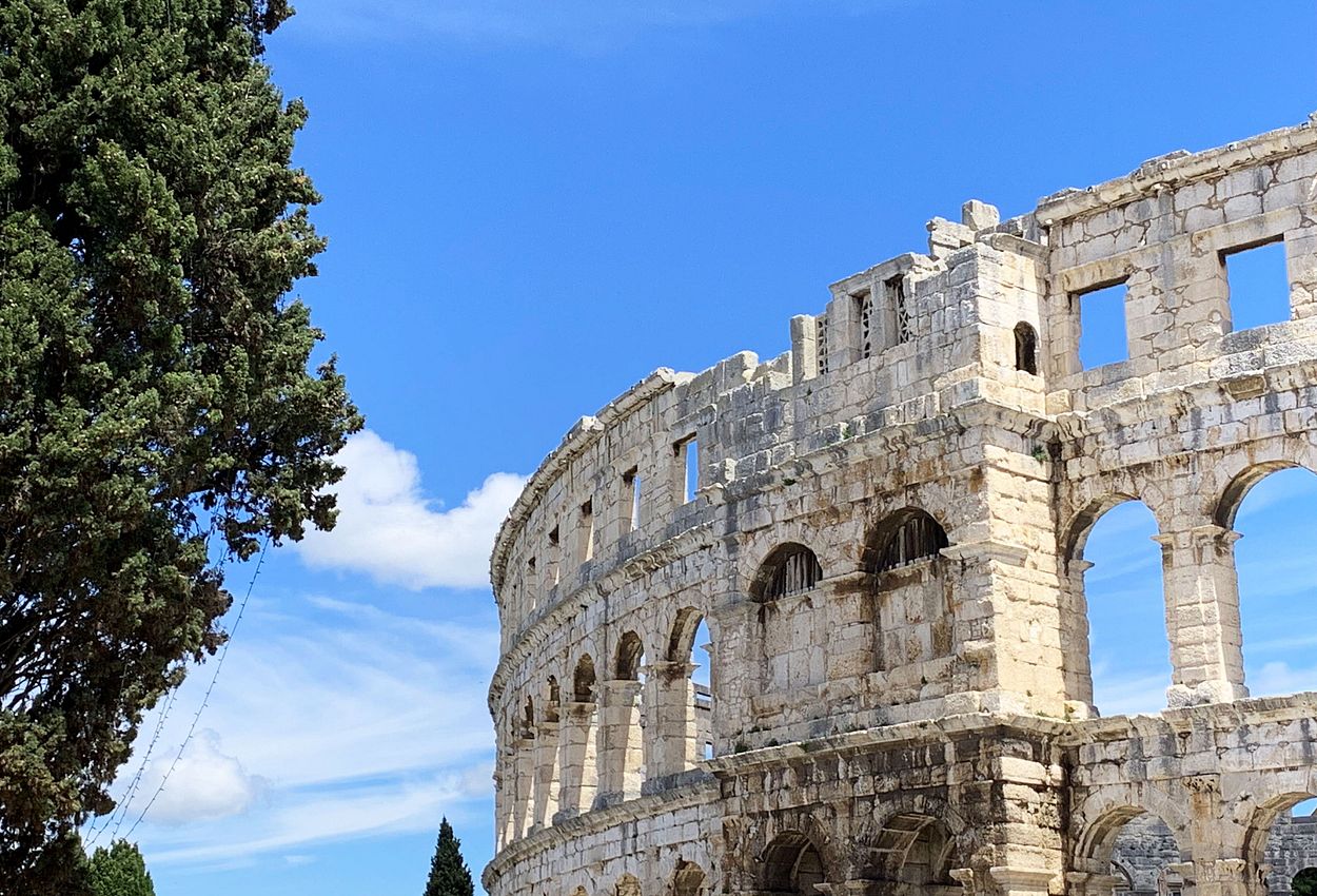 Das Amphitheater in Pula