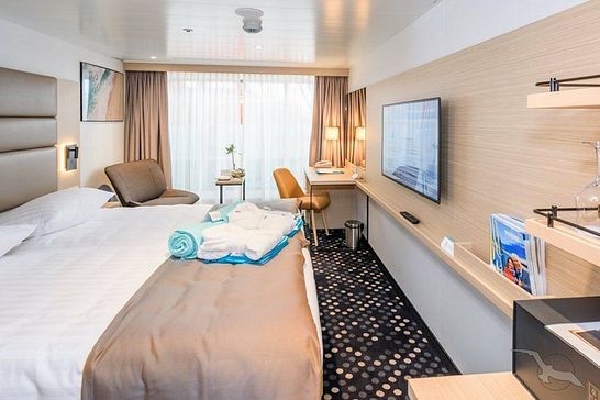 MS Amera - Phoenix Seereisen - 2-Bett außen mit Panoramafenster Salondeck (O+2)