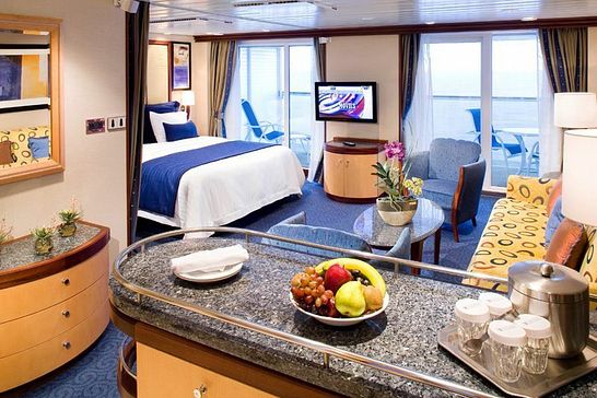 Independence of the Seas - Royal Caribbean International - Owners Suite (OS)
