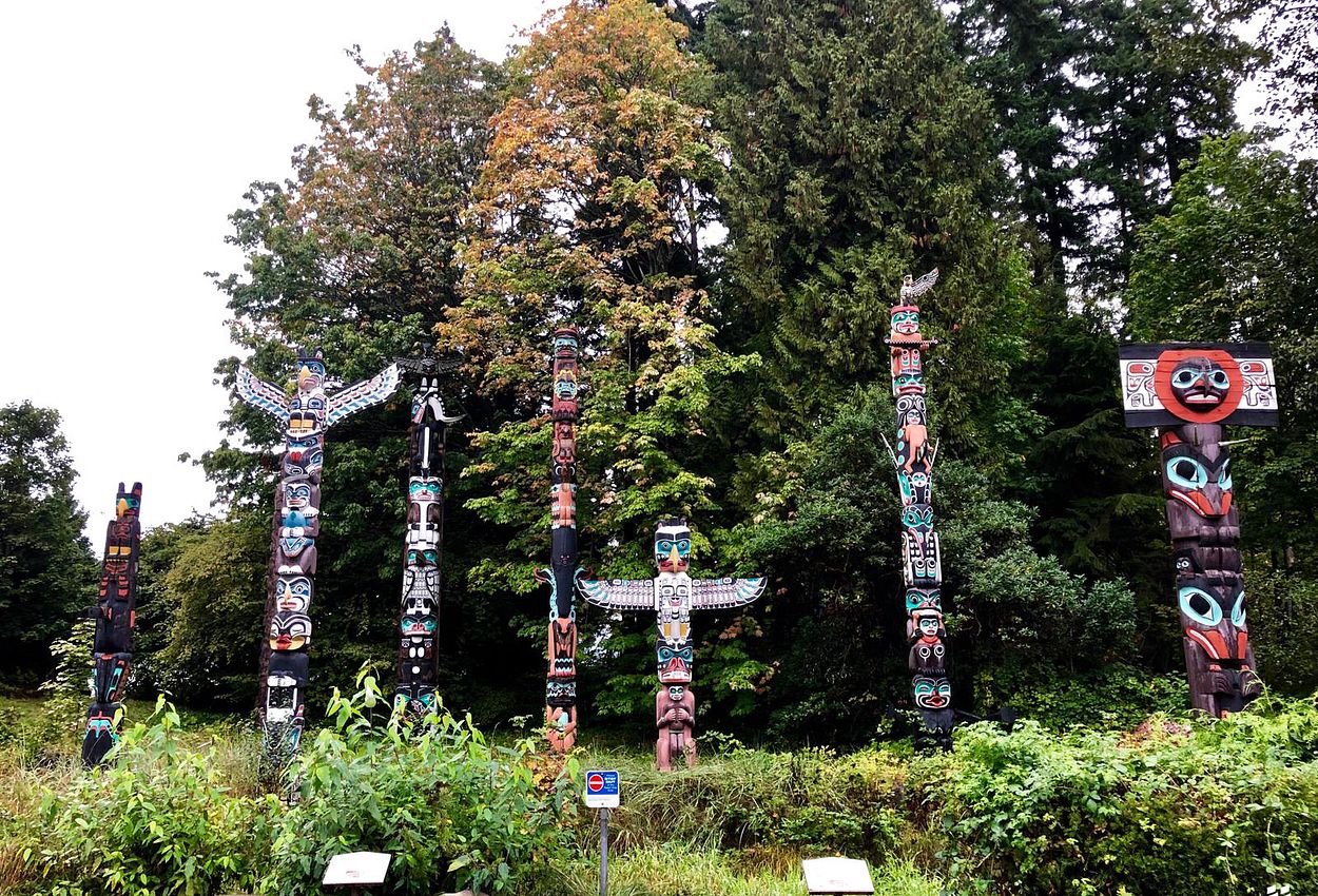 Totempfähle in Vancouver