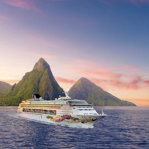 NCL Sky außen St Lucia