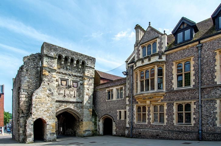 Impression zu MSC Yacht Club Winter 2026/27 - MSC Preziosa - Nordsee-Metropolen