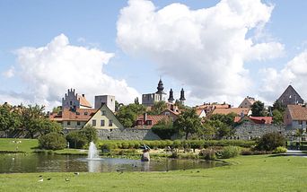 große ostsee-reise mit lichterfest in riga
