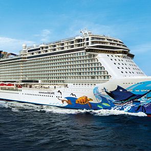 Norwegian Escape - Norwegian Cruise Line - Norwegian Escape