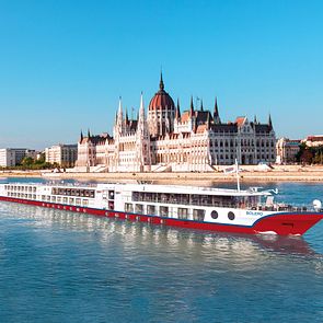 MS BOLERO - Nicko Cruises - MS BOLERO