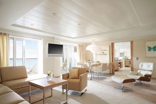 MS Europa 2 - Hapag-Lloyd Cruises - Owner Suite
