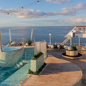 PHOENIX AMADEA Sonnendeck Panorama