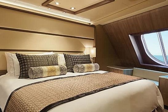 Norwegian Bliss - Norwegian Cruise Line - The Haven, Penthouse mit Balkon, Bug (HG)
