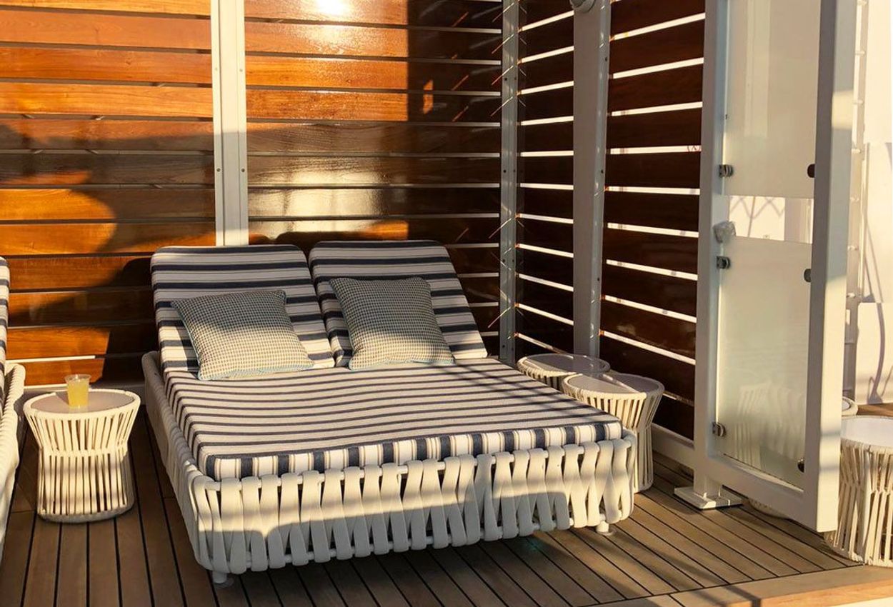 NCL Encore - Blog An Deck