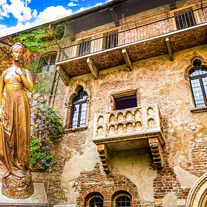 Gardasee_Torbole_AdobeStock_301605925 © EKH-Pictures_abo