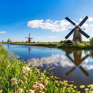 Kinderdijk_AdobeStock_142149402© Sergii Figurnyi _abo