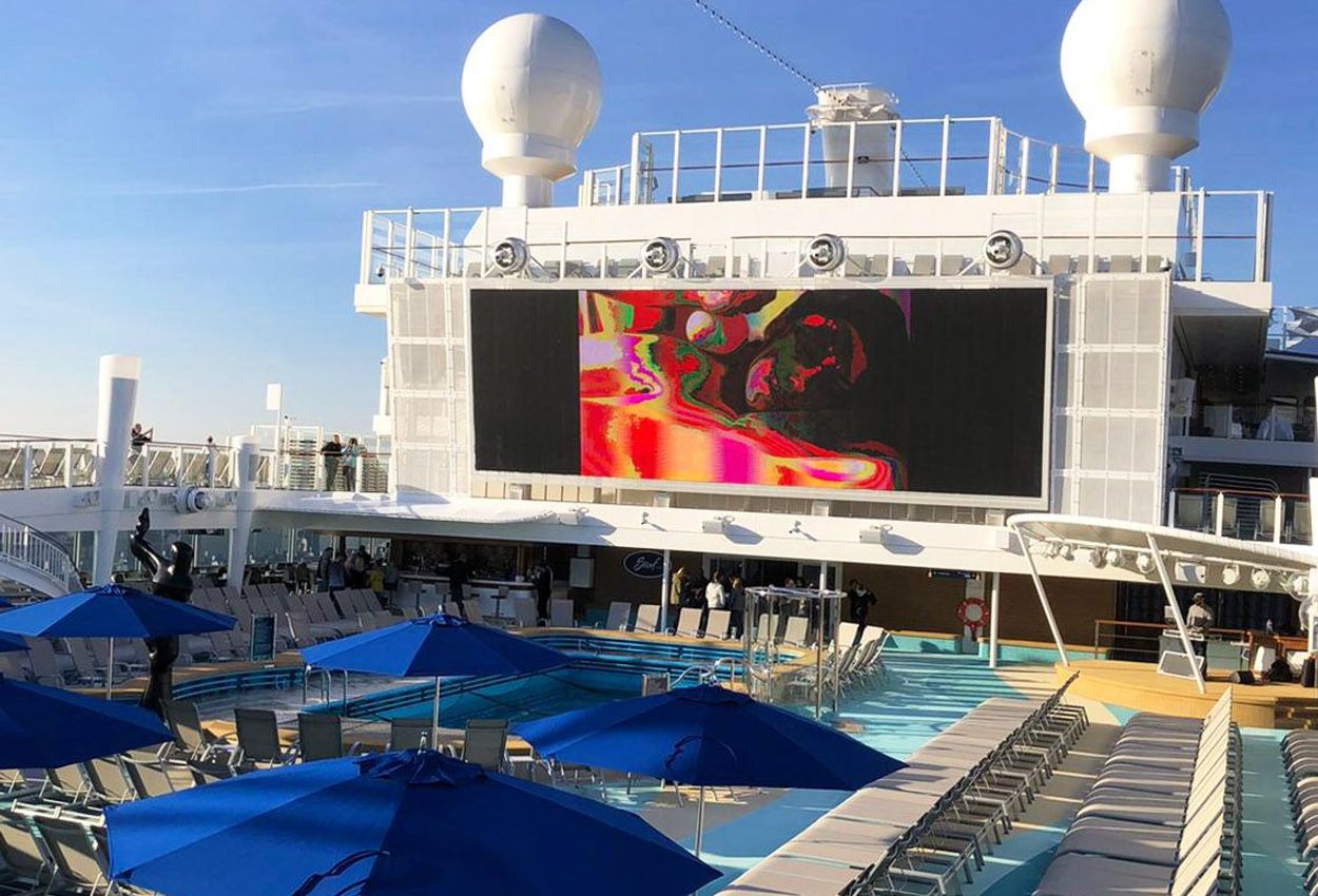 NCL Encore - Blog An Deck