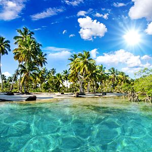 Karibik_Strand_AdobeStock_64173814 © doris oberfrank-list