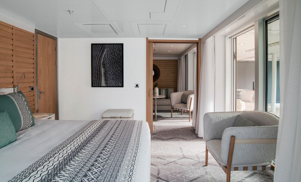 LE LAPEROUSE - Ponant - Grand Deluxe Suite Deck 6 - 6 (GD6)