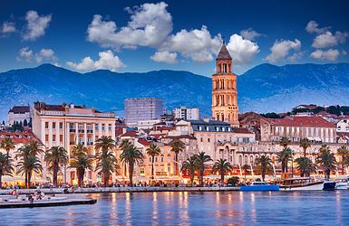 Blick auf den Hafen von Split
