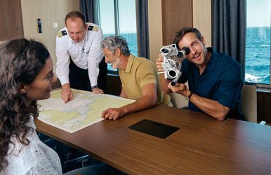 <i> mein schiff <sup>®</sup> </i> „wissen auf see“