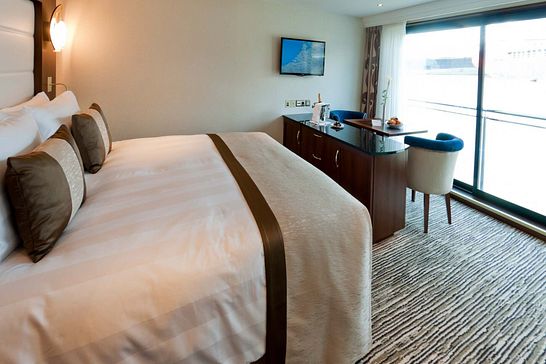 SAVOR - Ohne Reederei - 2-Bett Suite mit frz. Balkon