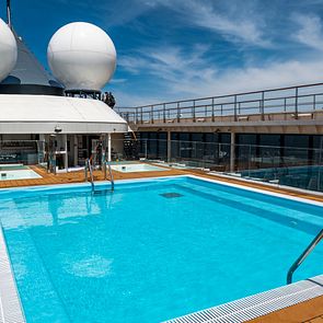 World Voyager Pool