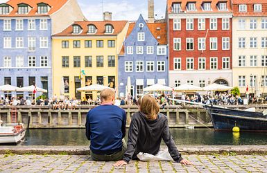 Q:\Destinationen\Dänemark\Kopenhagen\Nyhavn\Kopenhagen_Nyhavn_AdobeStock_216855400 © studiolaska_abo.jpeg