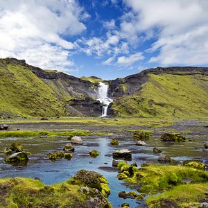 Ofaerufoss Island 