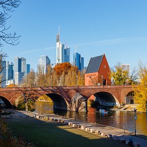 Frankfurt_Altstadt_AdobeStock_166580523©SeanPavonePhoto_ztv5