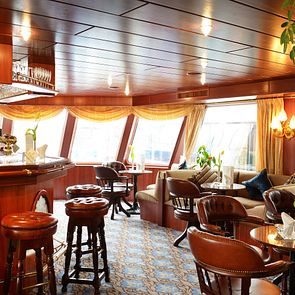 SWISS DIAMOND Bar and Lounge