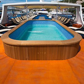 APOLON Sonnendeck außen