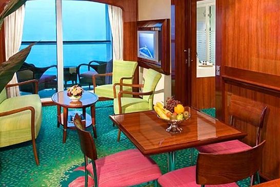 Norwegian Jewel - Norwegian Cruise Line - The Haven Coutyard Penthouse