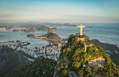 Blick auf Rio de Janerio mit der Cristusstatue, Brasilien
