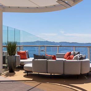 Silver Nova_Essen und Trinken_Dusk Bar_©Silversea Cruises Ltd.