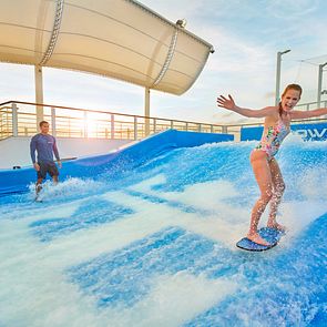 Utopia of the Seas_Sport und Wellness_FlowRider
