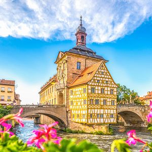 Aschaffenburg_Johannisburg_AdobeStock_174972412©anatoliil