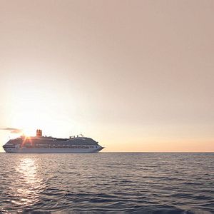 Costa Favolosa Sonnenuntergang