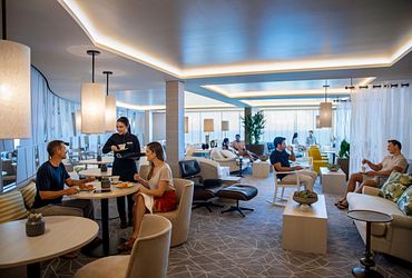 The Retreat Lounge 