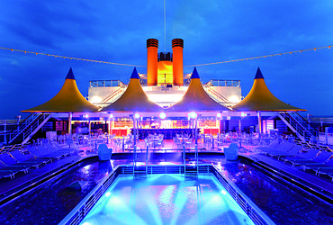 Lido Pool Bar