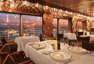 Club Favolosa Restaurant