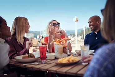 Al Fresco Dining