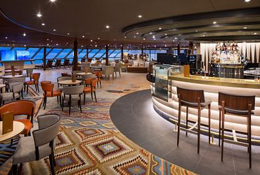 Explorer’s Lounge 