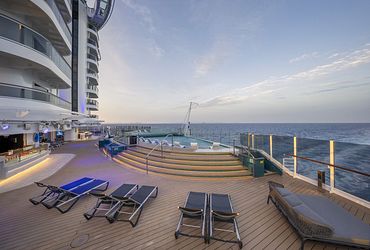 Infinity Bar
