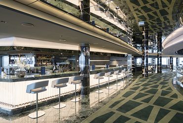 Shine Bar 