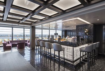 Seaside Lounge 