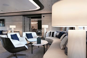 Emeraude Bar & Lounge
