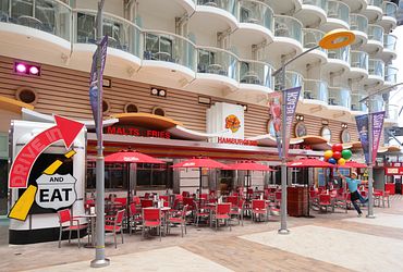 Johnny Rockets®