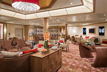 Suite Lounge