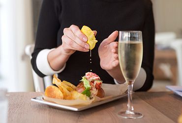 Hooked Seafood℠