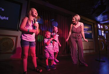 Spotlight℠ Karaoke 